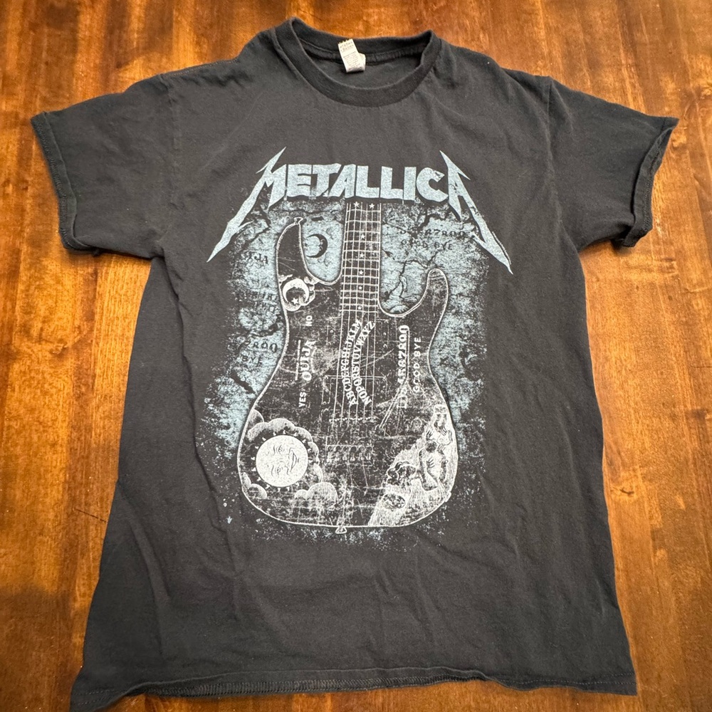 Vintage 2000s Medium Metallica Black Graphic T-Shirt